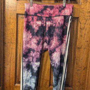 Fila Sport Capris Size: Large